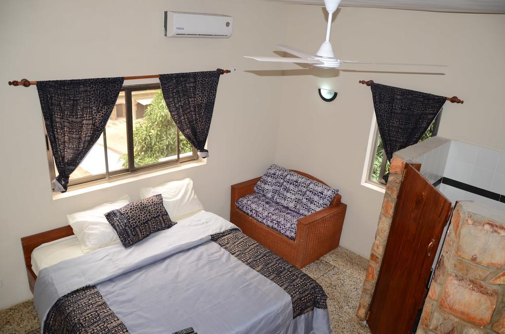 The Sleepy Hippo Hotel Accra Kültér fotó